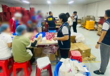 ปคบ.ลุยบางปะกงทลายรง.ผลิตเครื่องสำอางเถื่อนทุนจีน