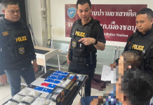 สืบเมืองชลล่อซื้อจับ2พ่อค้ายานรกคาร้านสะดวกซื้อ