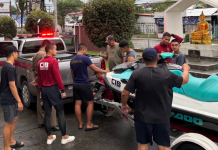 ตำรวจน้ำภูเก็ตจัดชุดเรือยางเจ๊ตสกีเข้าหาดใหญ่