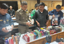 ผู้การไก่โคราชจับบุหรี่ตปท.หนีภาษีซุกบ้านชุมชนไผ่ล้อม