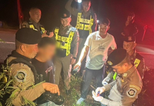 ตำรวจทางหลวงชุมพรไล่จับหนุ่มซิ่งกระบะแหกด่านทิ้งยาบ้าตามทาง