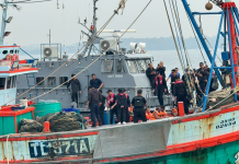 ตำรวจน้ำฝึกเข้มกลางอ่าวไทยรับมือแก๊งค้าน้ำมันเถื่อนค้ามนุษย์ข้ามชาติ