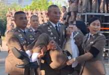 ผู้การอุ้มว่าที่นายร้อย53ส่งรพ.หลังวูบขณะถ่ายรูปหมู่วันจบหลักสูตร