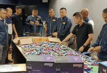 ปคบ.บุกบริษัทขนส่งหาดใหญ่ยึดบุหรี่ไฟฟ้า4พันชิ้นเร่งหาเจ้าของ