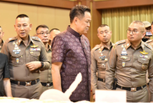 “อนุทิน”แถลงผลงานตำรวจ 8 เดือนจับยานรก 1.8 แสนคดี ยึดยาบ้าเฉียดพันล.เม็ด