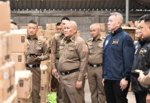 รองผบ.ตร.ลุยปราบบุหรี่ไฟฟ้า-ไซเบอร์ทลายโกดังกลางกรุงของกลางค่า100ล.