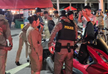 บางละมุงสนธิกำลังตั้งจุดตรวจเขาไม้แก้ว สุ่มตรวจพบฉี่ม่วงคาด่าน 2 ราย