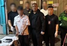 ตำรวจเพชรเกษมล่อซื้อปืนเถื่อนจับหนุ่ม47โพสต์ขาย
